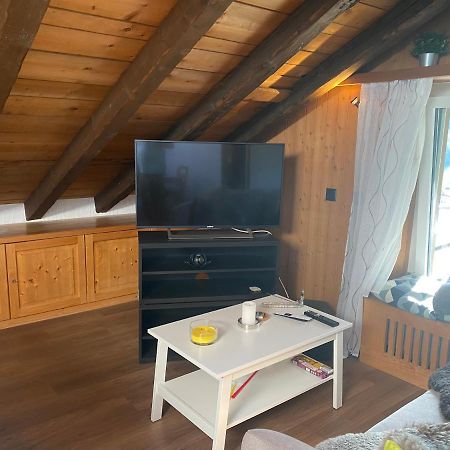 Dachwohnung In Der Mitte Von Laax-Dorf المظهر الخارجي الصورة
