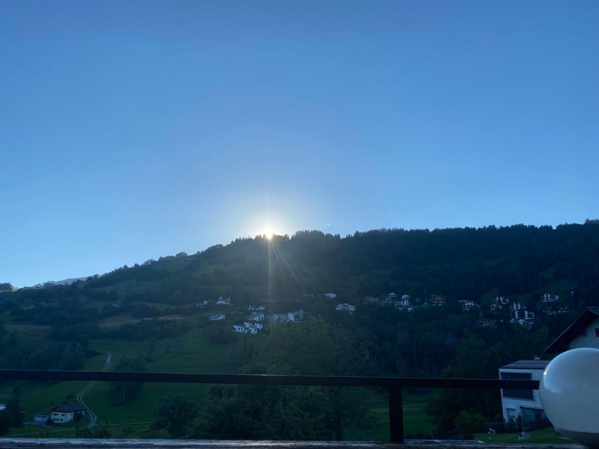 Dachwohnung In Der Mitte Von Laax-Dorf المظهر الخارجي الصورة
