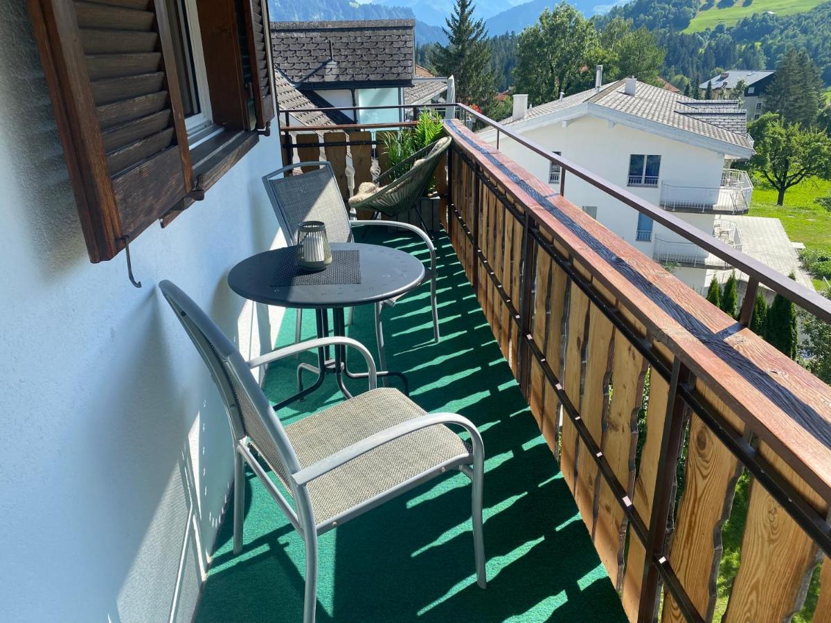 Dachwohnung In Der Mitte Von Laax-Dorf المظهر الخارجي الصورة
